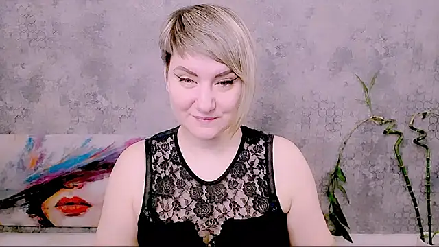 Djullia online show from February 15, 2026, 6:14 am