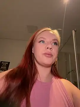 AnjaAmelia online show from April 21, 2026, 10:33 am