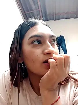 Snapshot of annie-19 chatting on February 10, 2025, 5:30 pm annie-19 online show from February 10, 2025, 5:30 pm