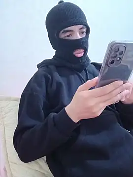 Snapshot of arabqueen chatting on December 15, 2025, 7:41 pm arabqueen online show from December 15, 2025, 7:41 pm