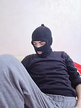 Snapshot of arabqueen chatting on December 14, 2025, 6:24 pm arabqueen online show from December 14, 2025, 6:24 pm