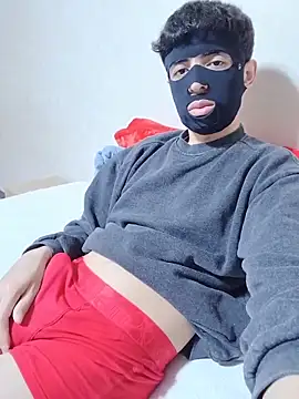 arabqueen online show from March 17, 2026, 9:18 pm