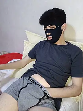 arabqueen online show from May 30, 2026, 9:20 pm