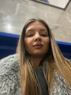 Snapshot of KrisMagnoly chatting on February 6, 2026, 5:20 pm KrisMagnoly online show from February 6, 2026, 5:20 pm