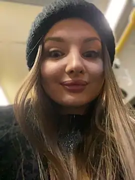 KrisMagnoly online show from January 12, 2025, 7:10 pm