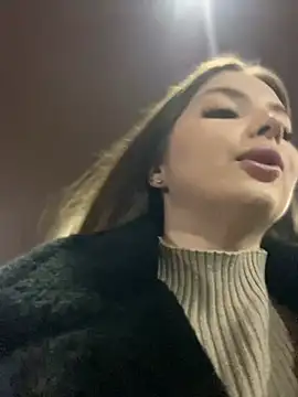 KrisMagnoly online show from December 26, 2024, 7:38 pm