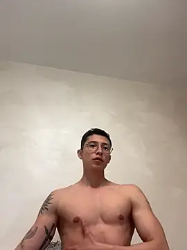 Snapshot of sebas_1122 chatting on April 7, 2026, 3:36 pm sebas 1122 online show from April 7, 2026, 3:36 pm