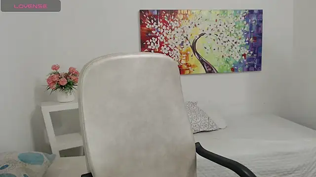 Snapshot of tania_sweet__ chatting on June 11, 2026, 6:05 pm tania sweet online show from June 11, 2026, 6:05 pm