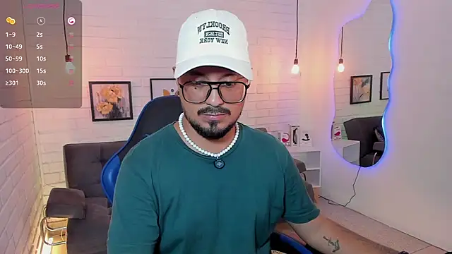 Snapshot of DaviidEvans_ chatting on September 14, 2025, 2:12 am DaviidEvans online show from September 14, 2025, 2:12 am