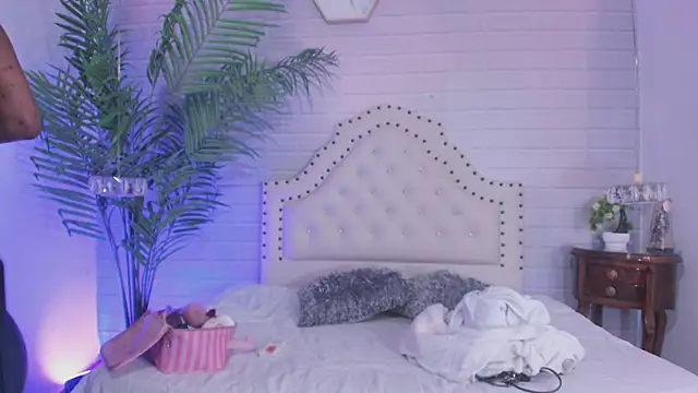 Tayra Siny online show from February 20, 2025, 12:25 pm