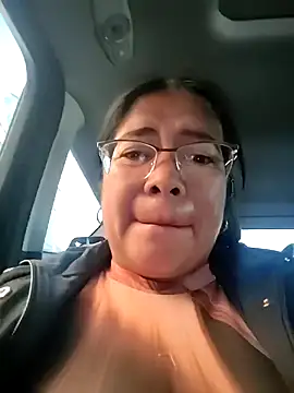 Snapshot of __valentina18 chatting on May 28, 2026, 12:22 pm valentina18 online show from May 28, 2026, 12:22 pm