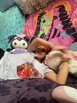 Snapshot of BABYUNICORN chatting on December 4, 2025, 8:08 pm BABYUNICORN online show from December 4, 2025, 8:08 pm