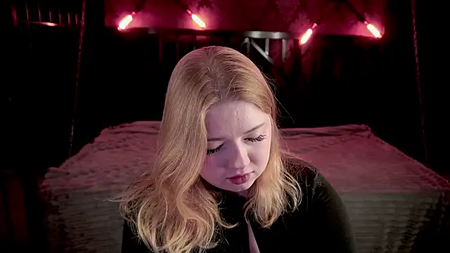 Snapshot of Tinker_Belll chatting on February 1, 2026, 8:07 pm Tinker Belll online show from February 1, 2026, 8:07 pm