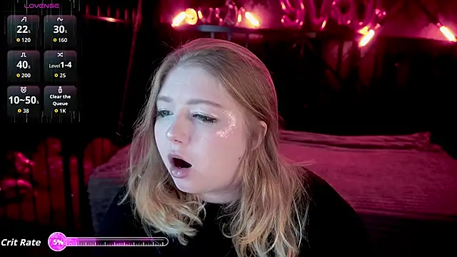 Snapshot of Tinker_Belll chatting on February 9, 2026, 8:18 pm Tinker Belll online show from February 9, 2026, 8:18 pm