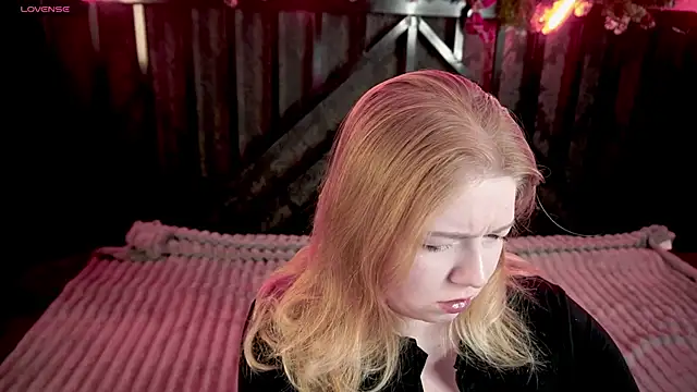 Snapshot of Tinker_Belll chatting on January 12, 2026, 8:15 pm Tinker Belll online show from January 12, 2026, 8:15 pm