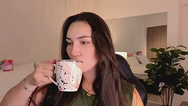 ava blue online show from February 17, 2026, 7:33 pm