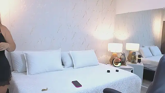 ava blue online show from February 28, 2026, 7:46 pm