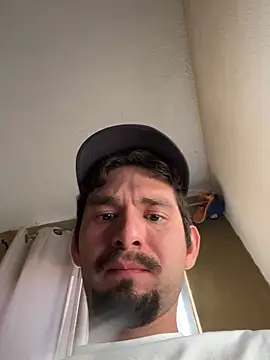 Snapshot of Tomthelong chatting on February 7, 2025, 10:52 pm Tomthelong online show from February 7, 2025, 10:52 pm