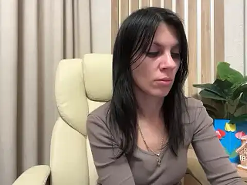 InjaAtHome online show from April 19, 2026, 5:25 pm