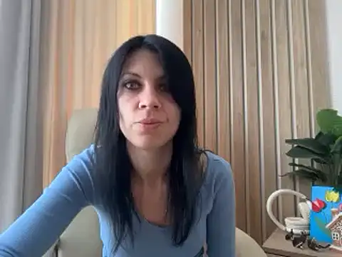 Snapshot of InjaAtHome chatting on June 1, 2026, 9:20 am InjaAtHome online show from June 1, 2026, 9:20 am