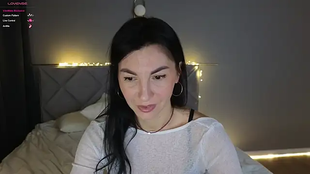 Mary love16 online show from November 10, 2025, 6:51 am