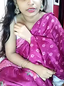 Snapshot of Beautifulsex4u chatting on December 22, 2024, 7:10 pm Beautifulsex4u online show from December 22, 2024, 7:10 pm