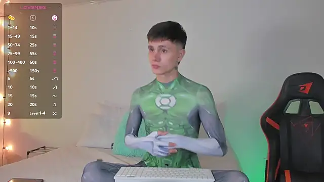 DustinLevine online show from February 4, 2025, 2:39 am