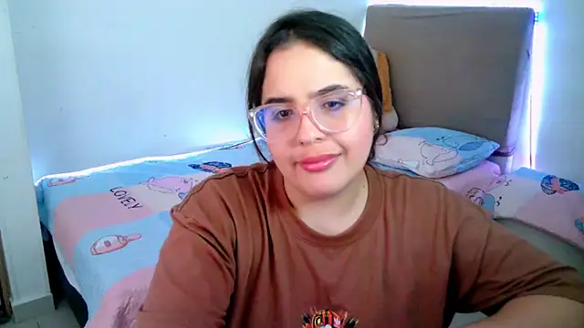  alicia z online show from February 11, 2025, 9:35 pm