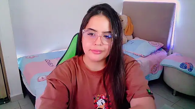  alicia z online show from February 4, 2025, 9:10 pm