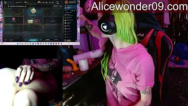 alicewonder09 online show from March 16, 2026, 3:14 am