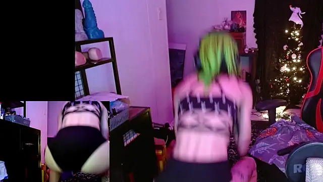 Snapshot of alicewonder09 chatting on December 14, 2025, 8:09 am alicewonder09 online show from December 14, 2025, 8:09 am