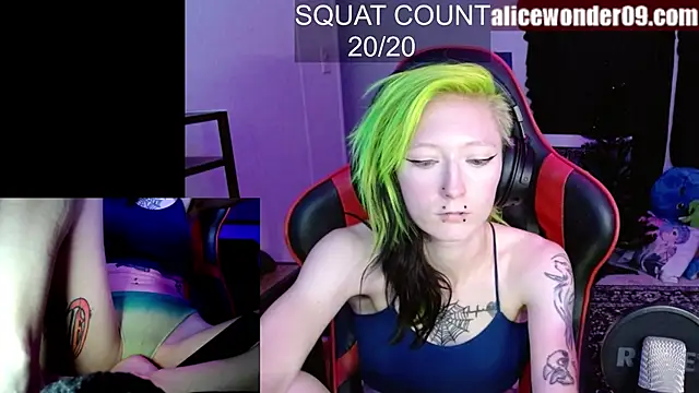 Snapshot of alicewonder09 chatting on November 14, 2025, 5:22 am alicewonder09 online show from November 14, 2025, 5:22 am