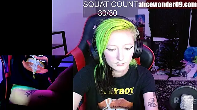 Snapshot of alicewonder09 chatting on November 16, 2025, 5:01 am alicewonder09 online show from November 16, 2025, 5:01 am