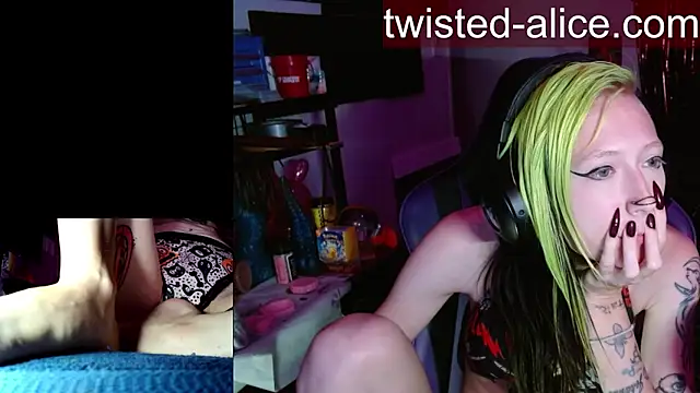 alicewonder09 online show from June 4, 2026, 3:00 am