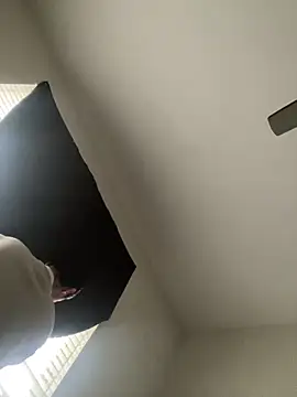 Bbyboyivan online show from February 14, 2025, 8:59 pm