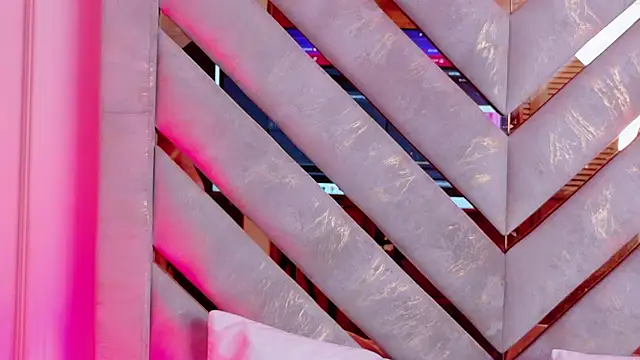 Snapshot of Sara_Boom chatting on January 10, 2026, 1:50 pm Sara Boom online show from January 10, 2026, 1:50 pm