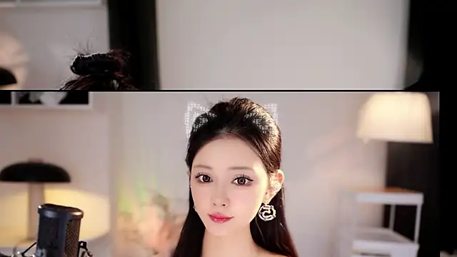 Snapshot of Ocean--Lili chatting on May 17, 2026, 1:22 pm Ocean--Lili online show from May 17, 2026, 1:22 pm