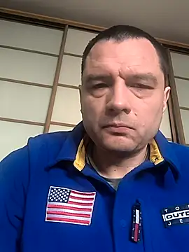 Snapshot of ExclusivePrivate chatting on January 17, 2026, 9:57 am ExclusivePrivate online show from January 17, 2026, 9:57 am