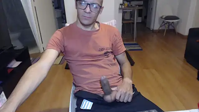 Snapshot of guachin_hunk chatting on May 20, 2026, 3:25 am guachin hunk online show from May 20, 2026, 3:25 am