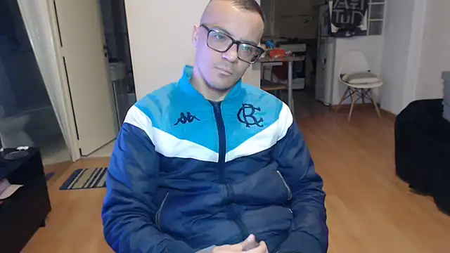 Snapshot of guachin_hunk chatting on July 24, 2026, 10:28 pm guachin hunk online show from July 24, 2026, 10:28 pm