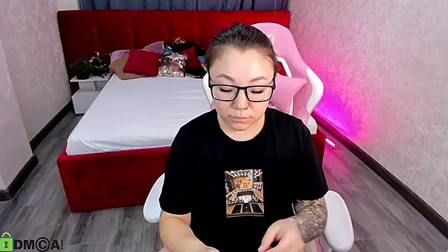 gentle muse online show from March 9, 2026, 12:03 am