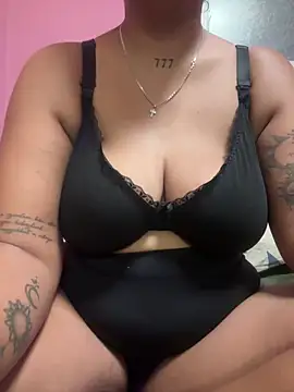 Madsion23 online show from December 16, 2025, 8:13 pm