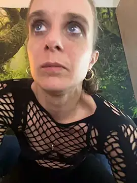 Snapshot of LadyChantale chatting on March 12, 2025, 9:03 pm LadyChantale online show from March 12, 2025, 9:03 pm