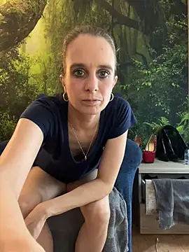 Snapshot of LadyChantale chatting on March 15, 2025, 8:10 pm LadyChantale online show from March 15, 2025, 8:10 pm