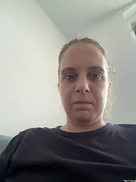 Snapshot of LadyChantale chatting on June 6, 2026, 6:40 am LadyChantale online show from June 6, 2026, 6:40 am