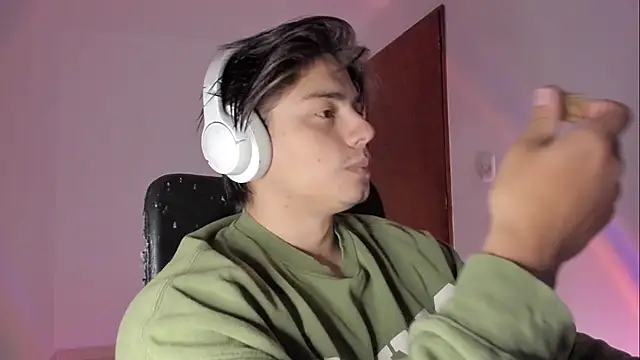 Giordano Russo online show from April 3, 2026, 8:59 pm