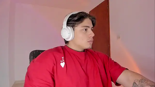 Giordano Russo online show from April 2, 2026, 3:41 pm