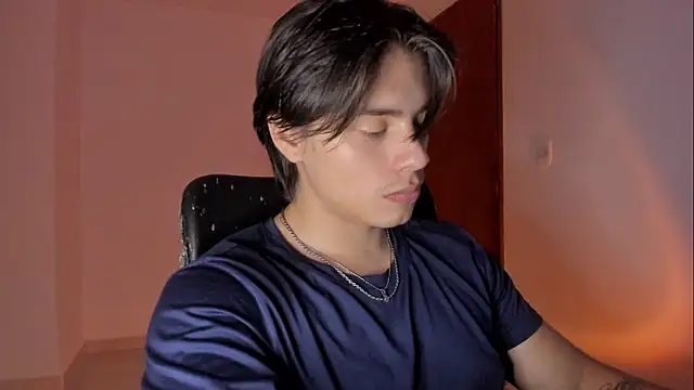 Giordano Russo online show from December 22, 2025, 9:59 pm