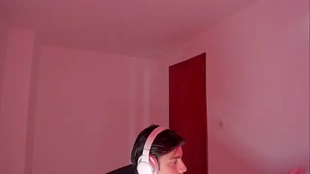 Giordano Russo online show from November 5, 2025, 8:23 pm