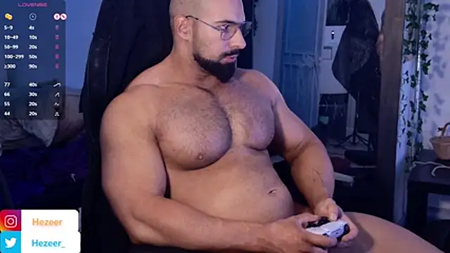 Snapshot of Musculus6 chatting on July 18, 2026, 9:51 am Musculus6 online show from July 18, 2026, 9:51 am